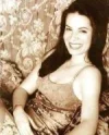 Holly_Marie_Combs.webp